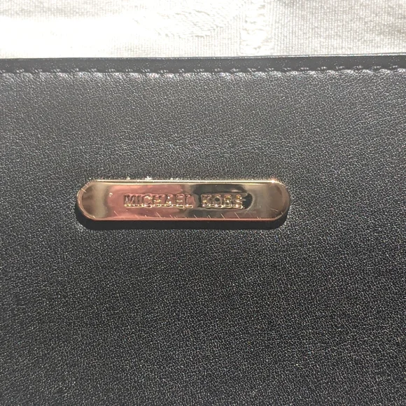 Michael Kors Black Soft Leather Evening Purse. Built in wallet inside.  Like New - Picture 6 of 7